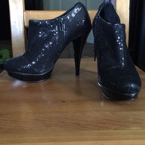 Woman’s fashion shoes
